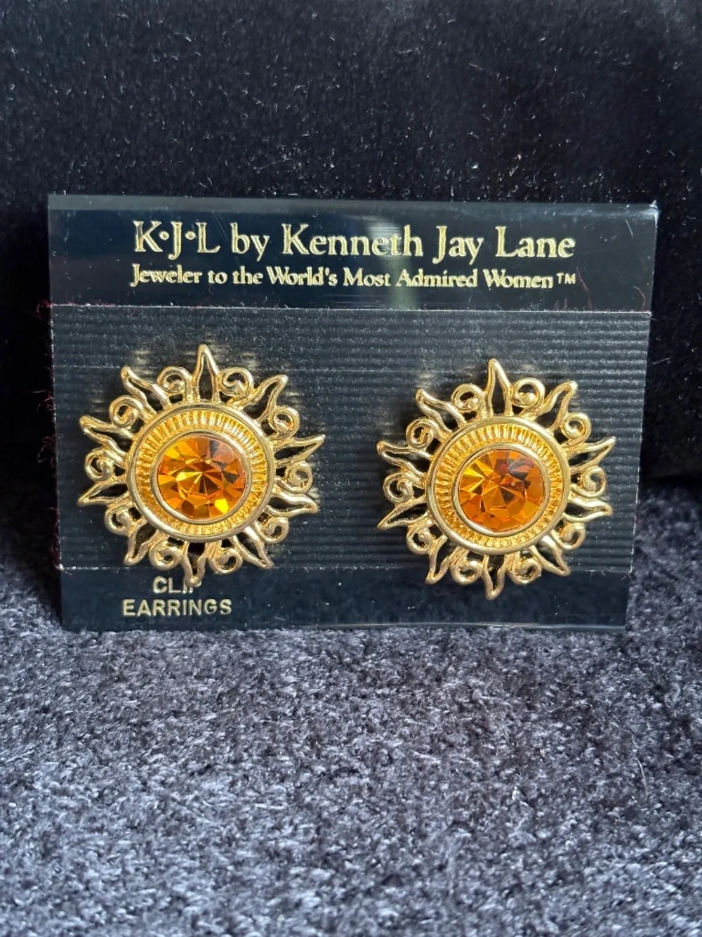 NIB Vintage K.J.L. by Kenneth Jay Lane Etruscan Sunburst Amber Clip-On Earrings - Picture 6 of 7